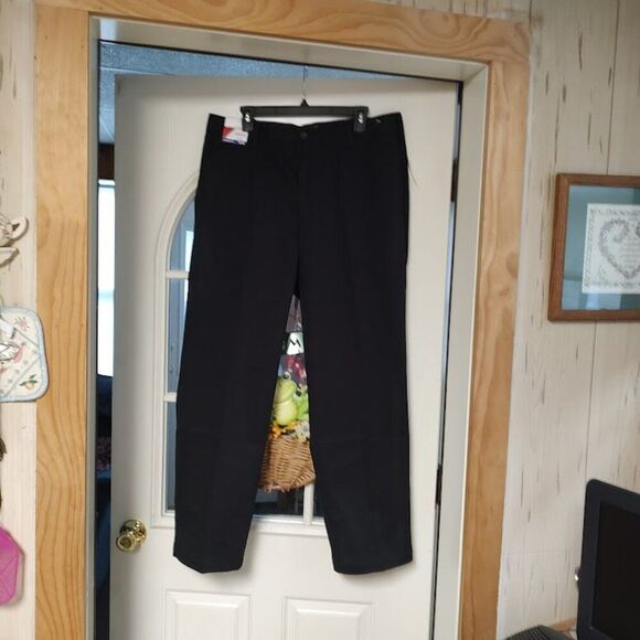 New Izod Black Straight Fit Sport Flex Technology Pants Size Men's 36/30 - Picture 1 of 3
